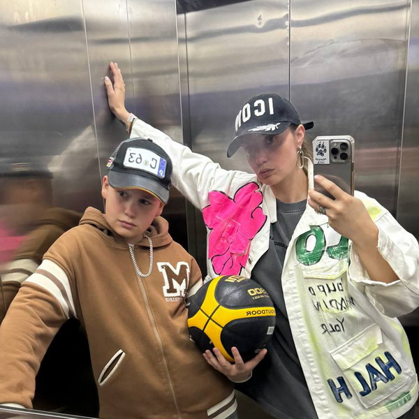 Агата Муцениеце пожаловалась, что ее сын хочет остаться с Павлом Прилучным Агата Муцениеце пожаловалась, что ее сын хочет остаться с Павлом Прилучным